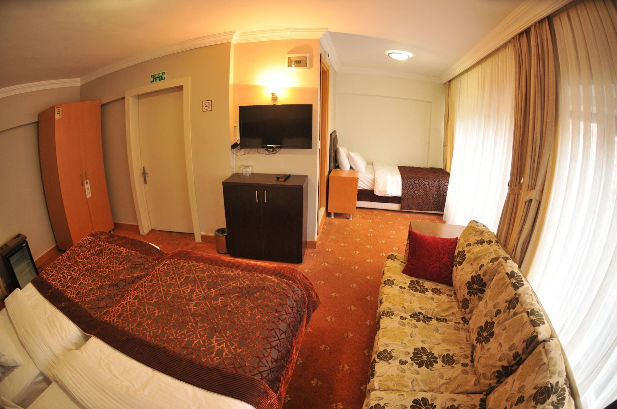 Palace Point Hotel Istanboel