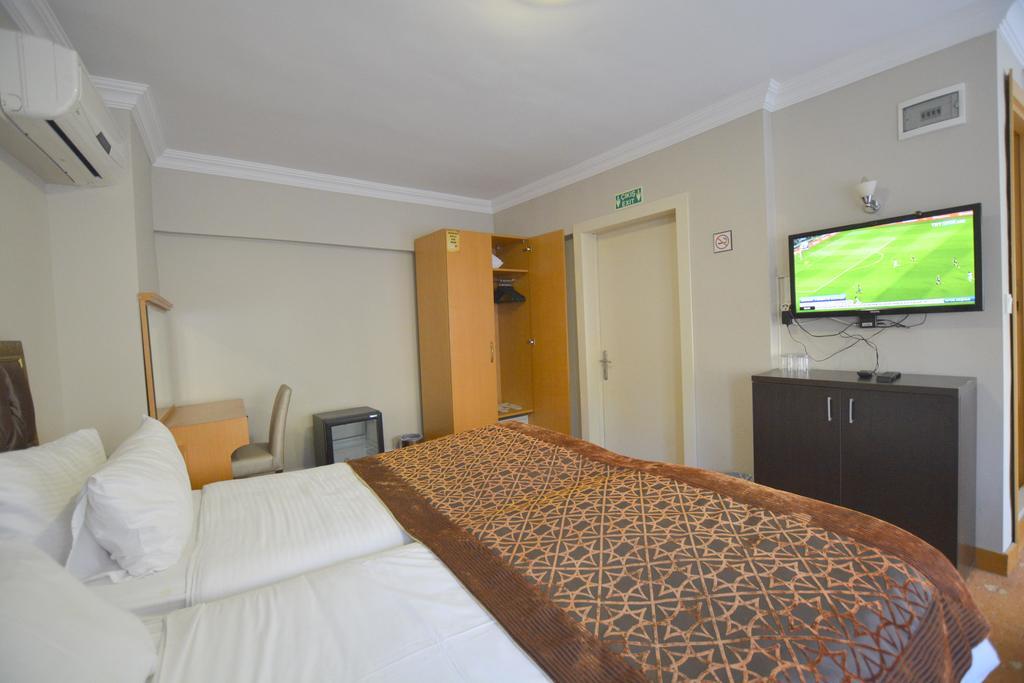 Palace Point Hotel Istanboel